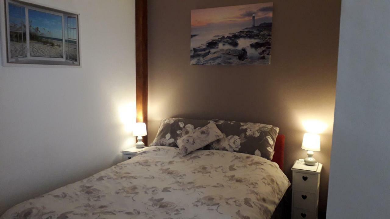 The Anchorage Hotel Amlwch ภายนอก รูปภาพ